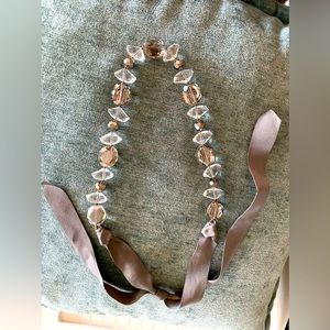 Crystal stoned necklace - adjustable length